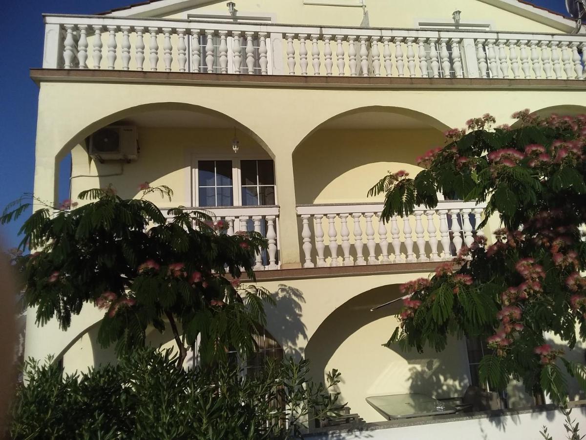 House Apartments Ariamare Пореч Экстерьер фото