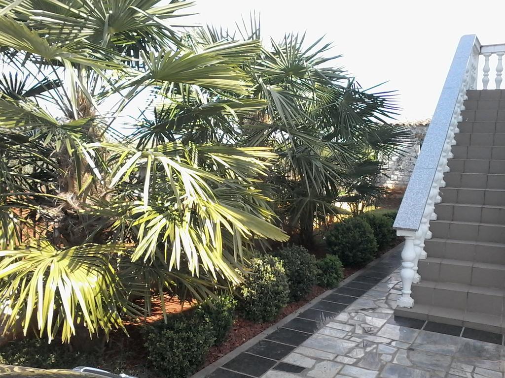 House Apartments Ariamare Пореч Экстерьер фото