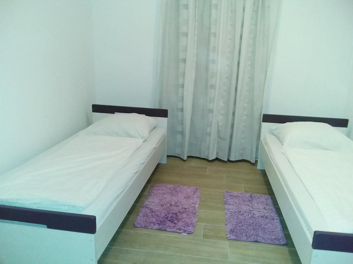 House Apartments Ariamare Пореч Экстерьер фото