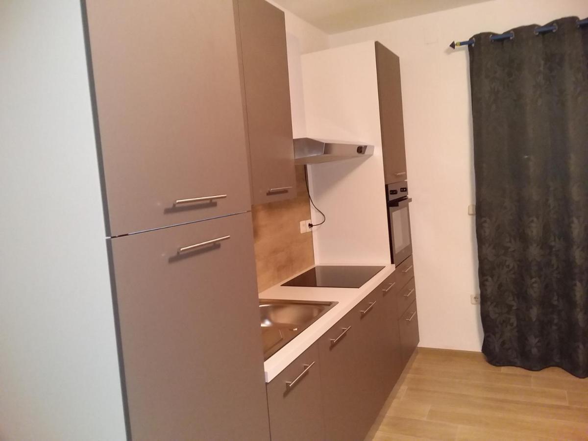 House Apartments Ariamare Пореч Экстерьер фото
